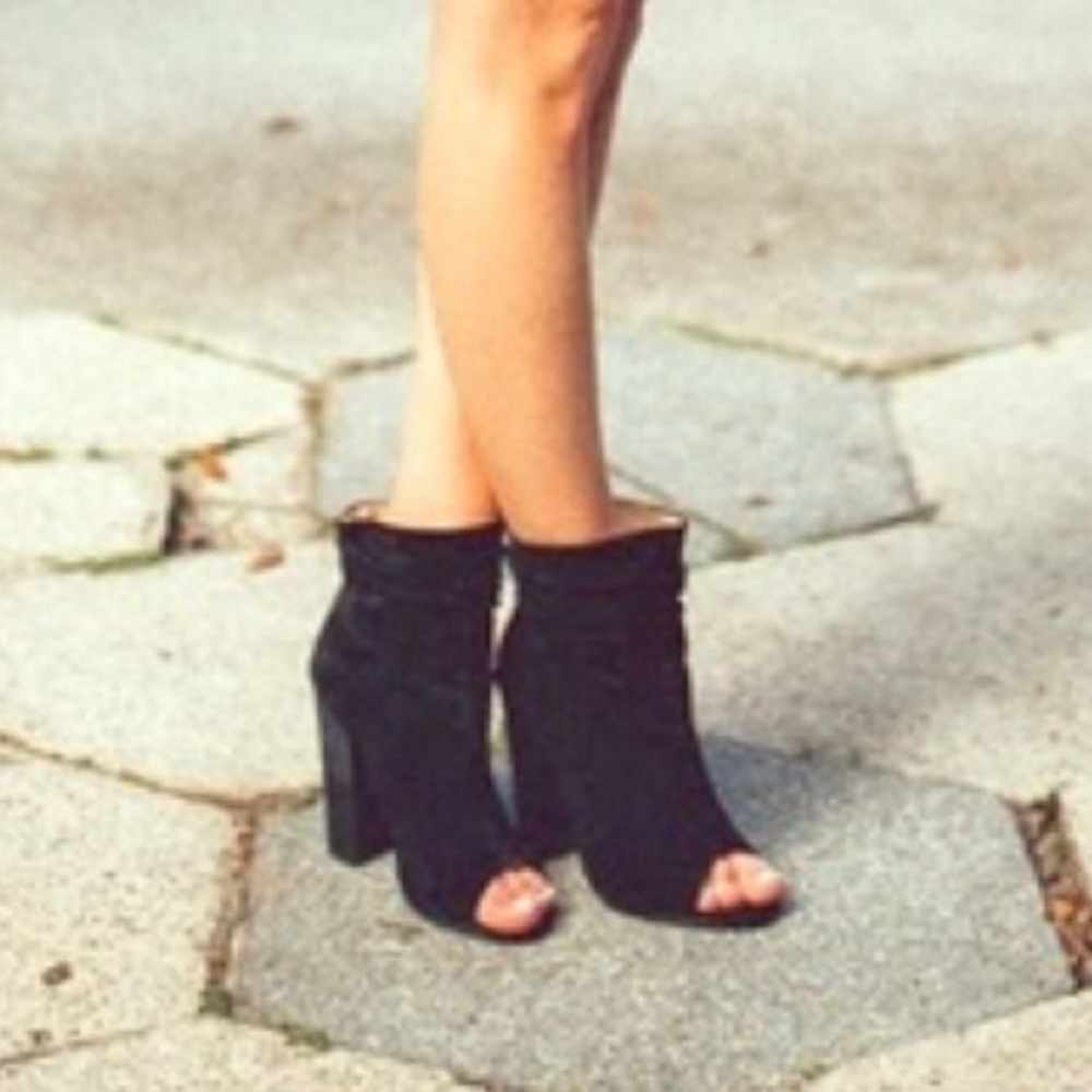 Black Kristin Cavallari booties